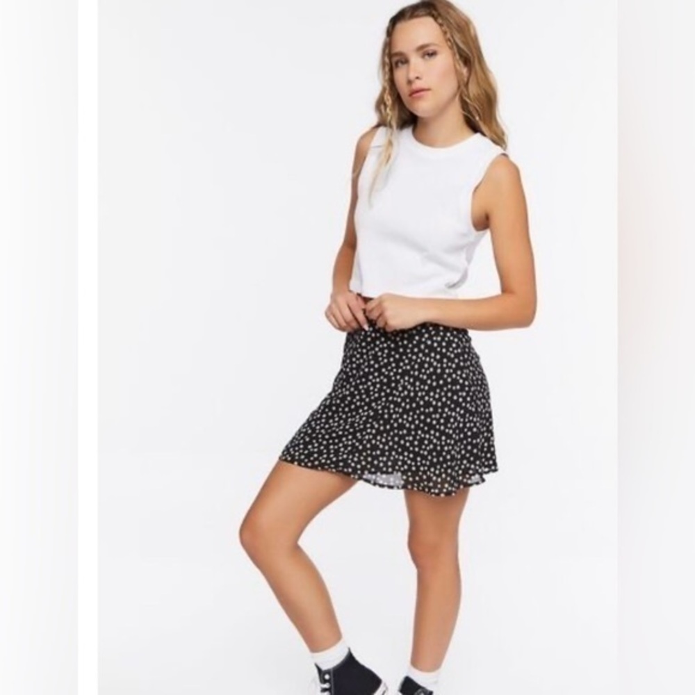 Forever 21 Skirt Contemporary Navy Blue Polka Dot Size Medium
